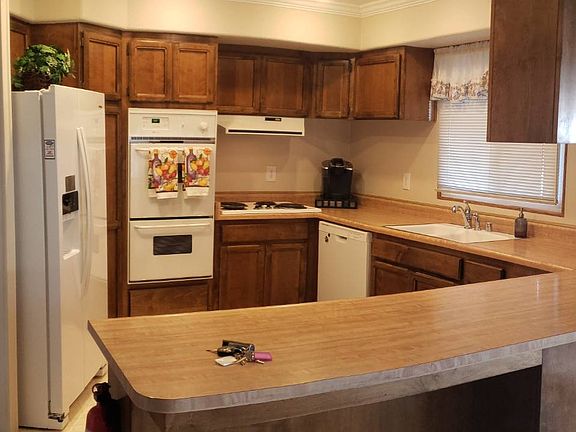 4th image of 2681 Cameron Park Dr Spc 13