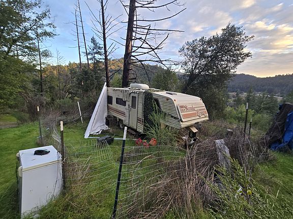5th image of 314 Oakcrest Dr