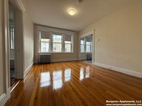 1171 Boylston St