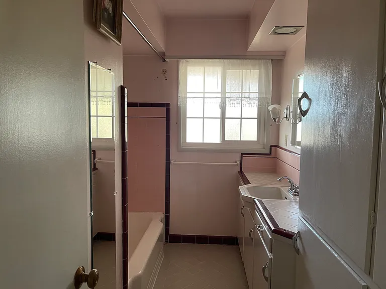 101 Sherman Dr — Photo 5