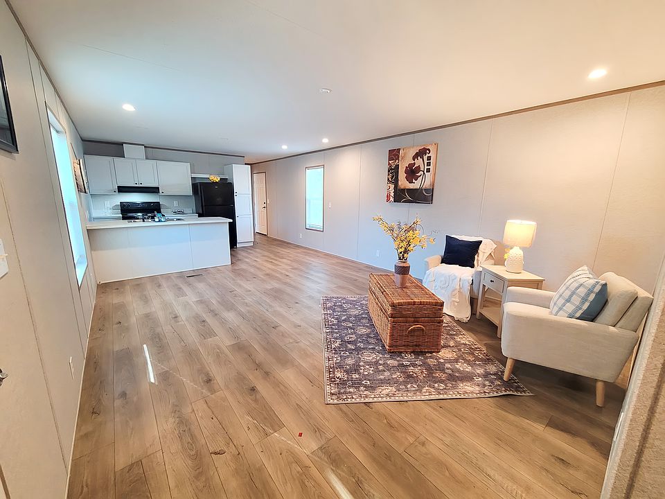 1st image of 87 Deerwood Park