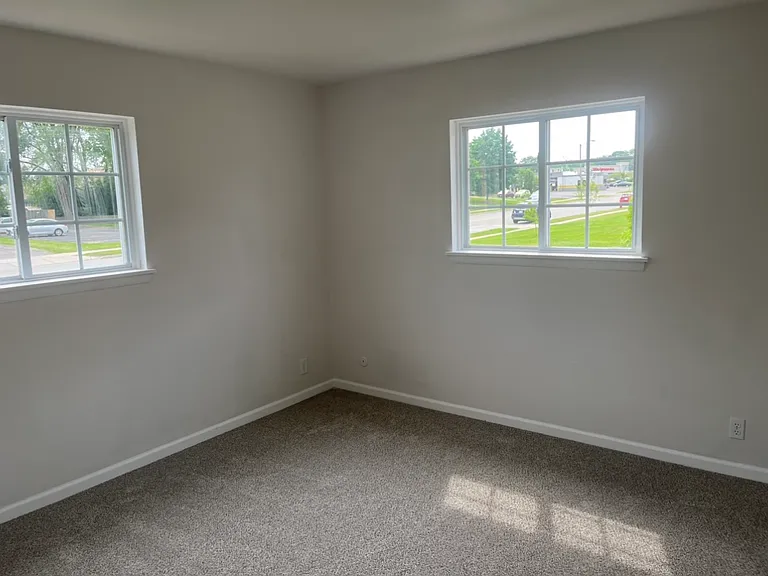 N84W15428 Menomonee Ave #1 — Photo 6