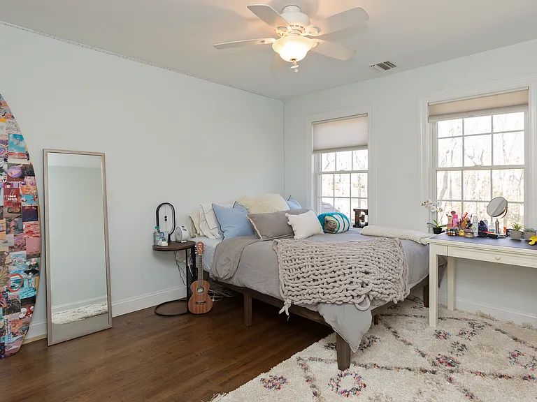 21 Cove Neck Ln — Photo 13