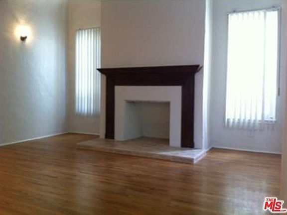 3rd image of 1449 S Canfield Ave