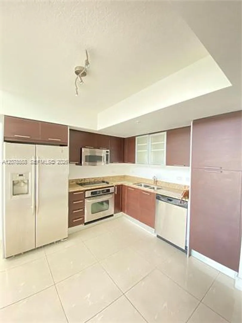 41 SE 5th St cu-1109, Miami, FL 33131 — Photo 1