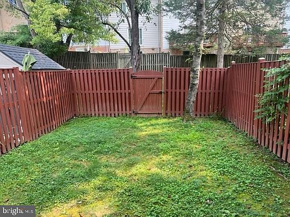 3rd image of 6009 Bonnie Bern Ct