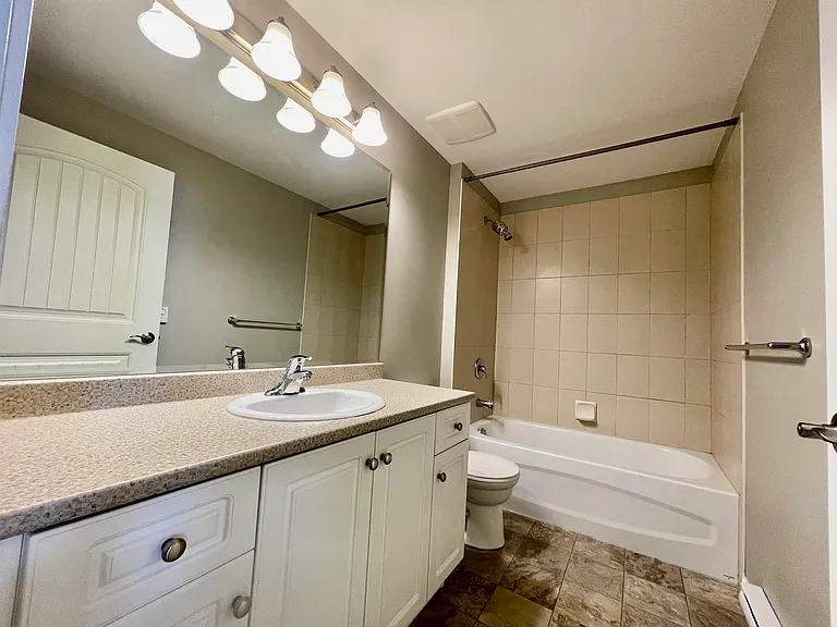 790X 211b St #BASEMENT — Photo 6