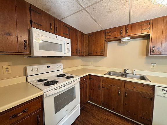 5th image of 176 Kitty Hawk Sq