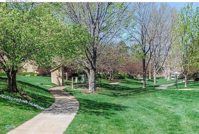 walking path behind condo