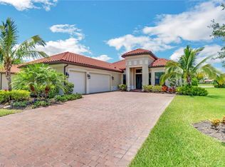 1512 Mockingbird Dr, Naples, FL 34120