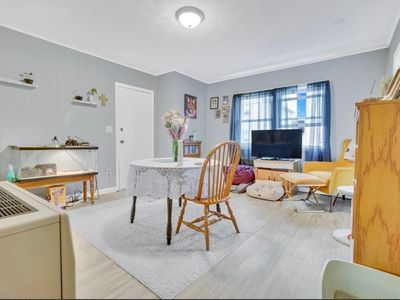 17 Canonicus St, Fall River, MA, 02723