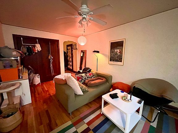 4th image of 1420 E Capitol Dr APT 1