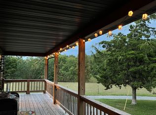 1082 Tanglewood Blvd, Jamestown, TN 38556