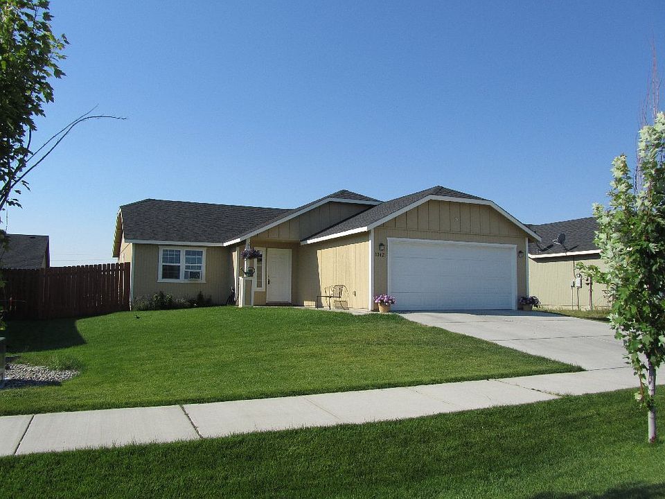 1st image of 12421 W Meadow Ct