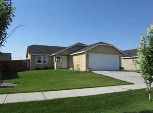 12421 W Meadow Ct, Airway Heights, WA 99001