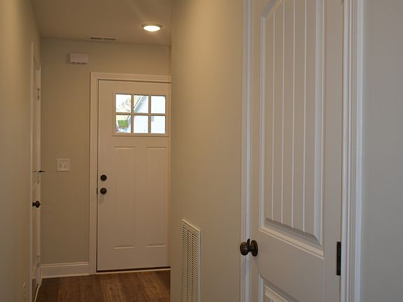 4th image of 105 Chestnut Hl Lot 105