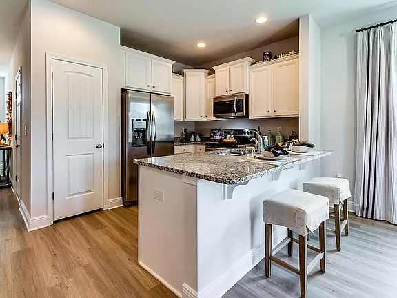 Spacious kitchen with new appliances