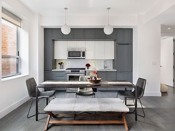 3rd image of 416 W 52nd St #319