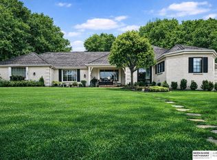 9925 Essex Dr, Omaha, NE 68114