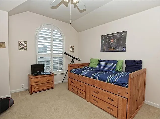 2660 Salorn Way — Photo 13
