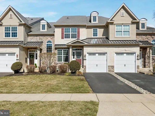 3197 Brookside Dr, Furlong, PA 18925