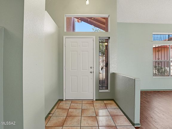 3rd image of 3480 W Sky Ridge Loop