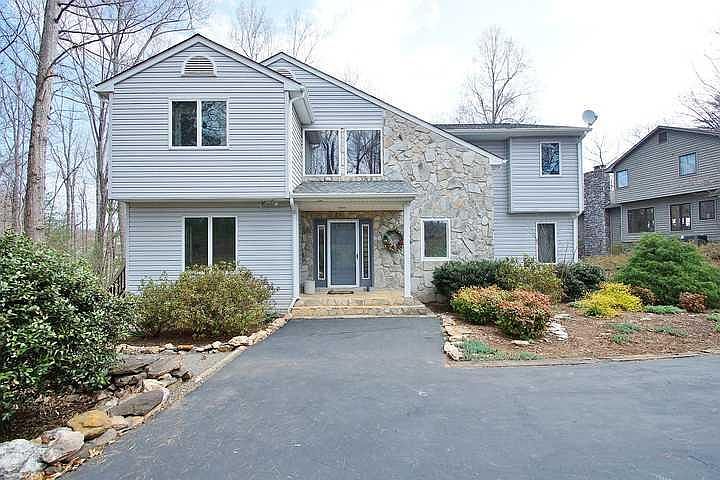 1st image of 430 Windtree Dr