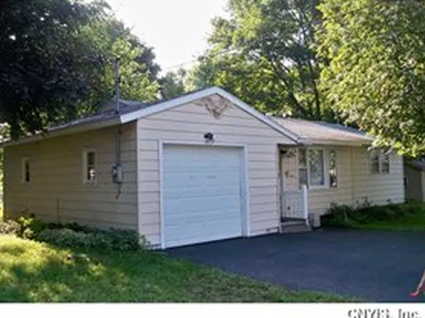 201 Matty Ave, Mattydale, NY 13211