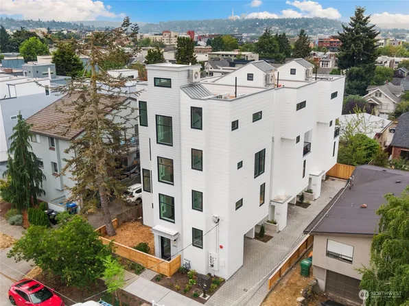 2243 NW 62nd Street, Seattle, WA 98107
