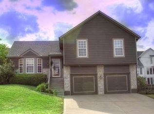 5312 NE Sunshine Dr, Lees Summit, MO 64064