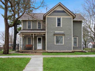 250 3rd St E, Riverside, IA, 52327