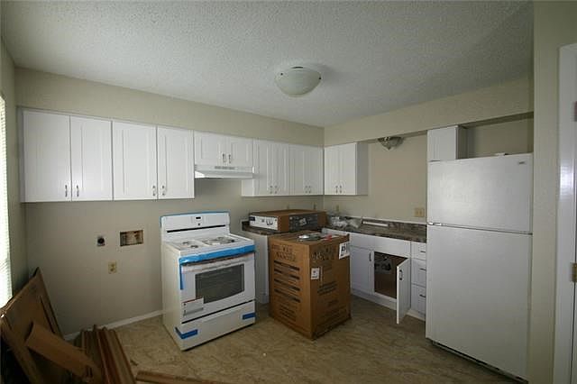 Major remodel to the interior of this side of the duplex. Ne