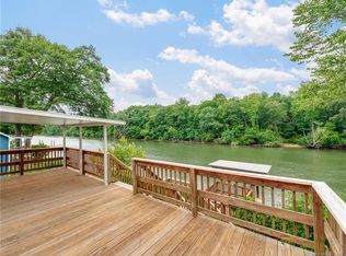 1405 Riverside Dr, Charlotte, NC 28214