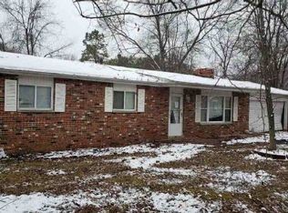 5513 Dillon Rd, High Ridge, MO 63049