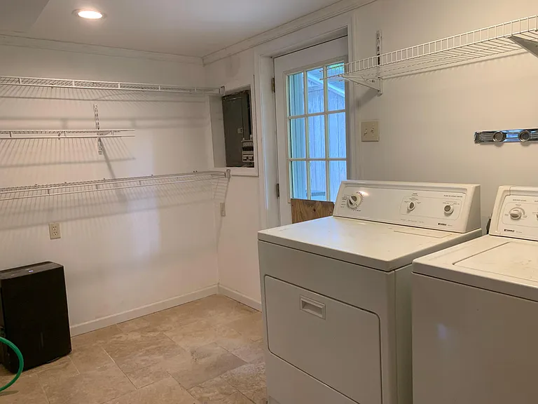 18 Sunset Dr — Photo 11