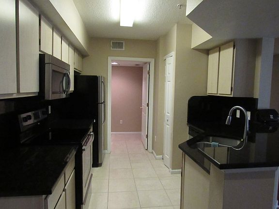 5th image of 713 Crest Pines Dr APT 211