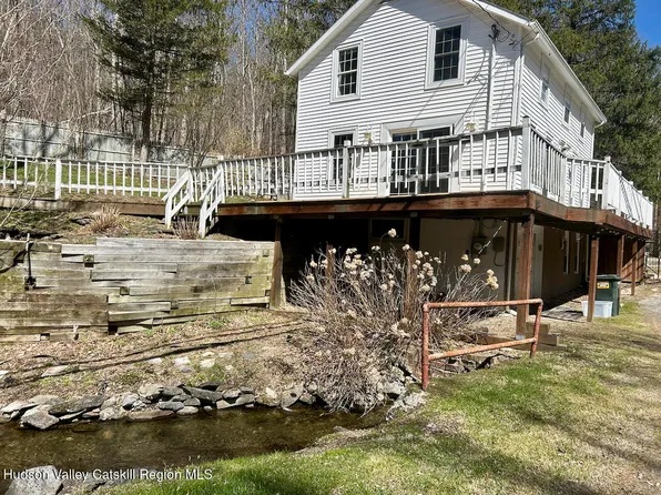 40 Whitings Pond Road, Canaan, NY 12029