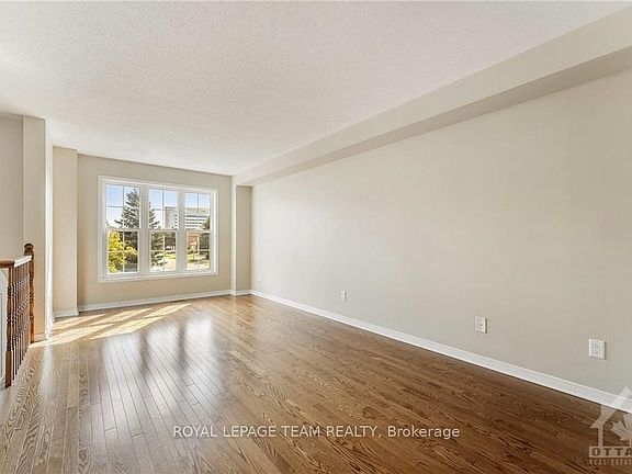 5th image of 159 Scout St