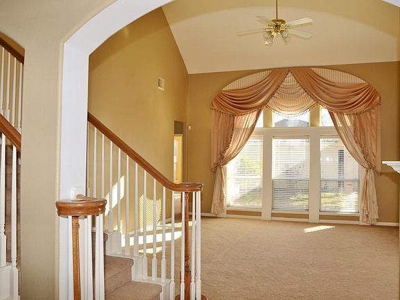 3rd image of 6827 Spanish Bay Ct
