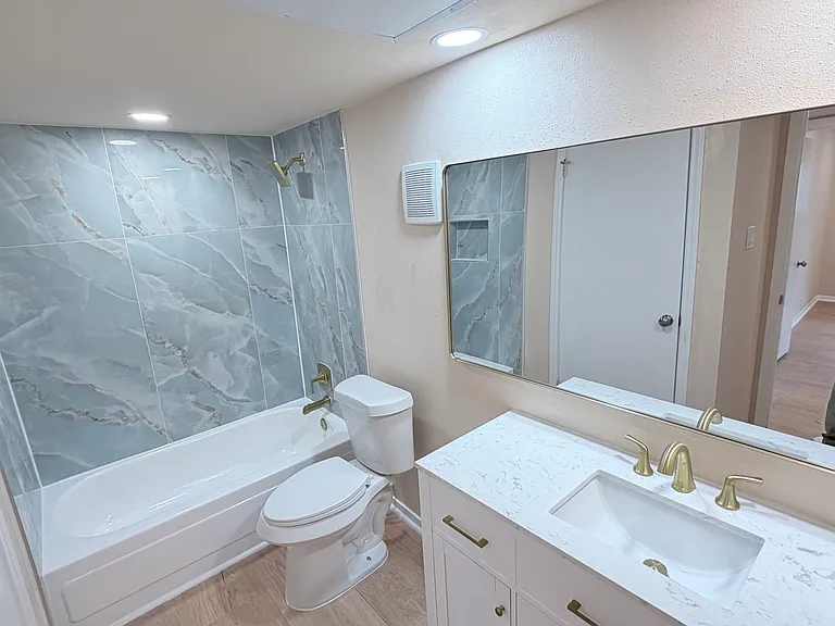 8435 Hearth Dr — Photo 21
