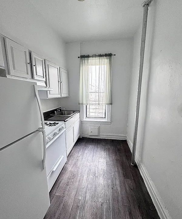 2nd image of 1456 Coney Island Ave APT 1