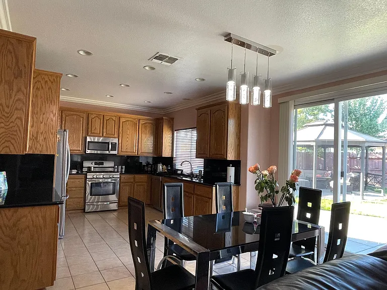 3565 Envero Way — Photo 2