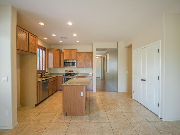 4th image of 15718 W Jenan Dr