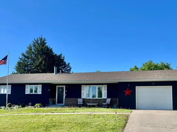 313 E Jefferson St, Mankato, KS 66956