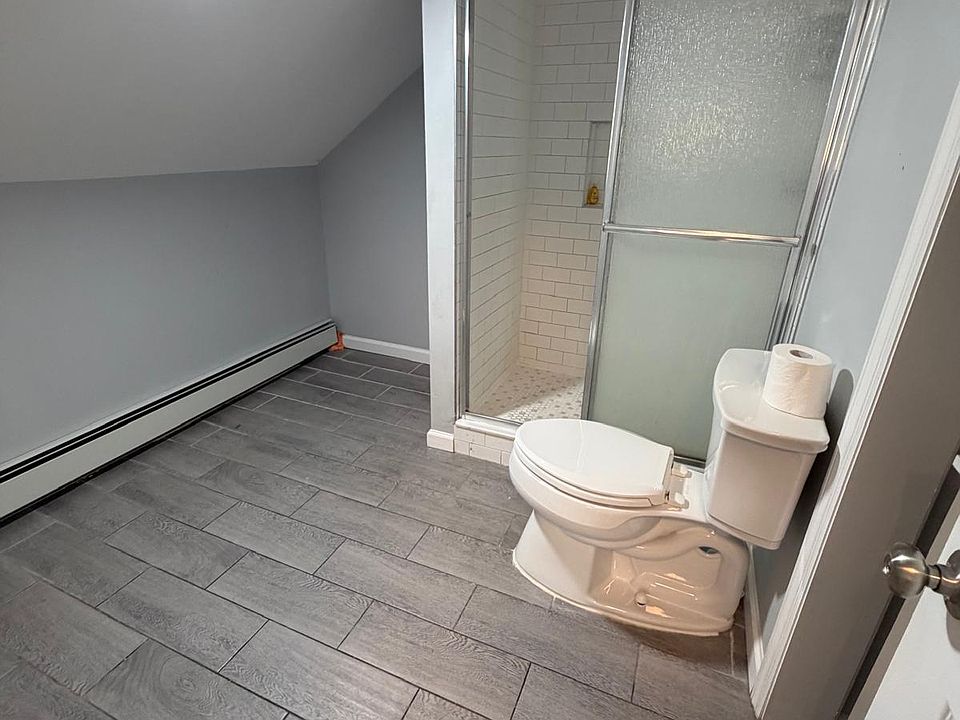1st image of 237-239 20th Ave #2
