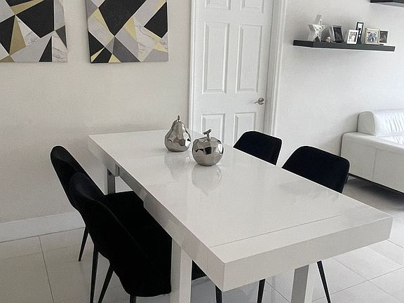 2nd image of 2600 Collins Ave APT 211