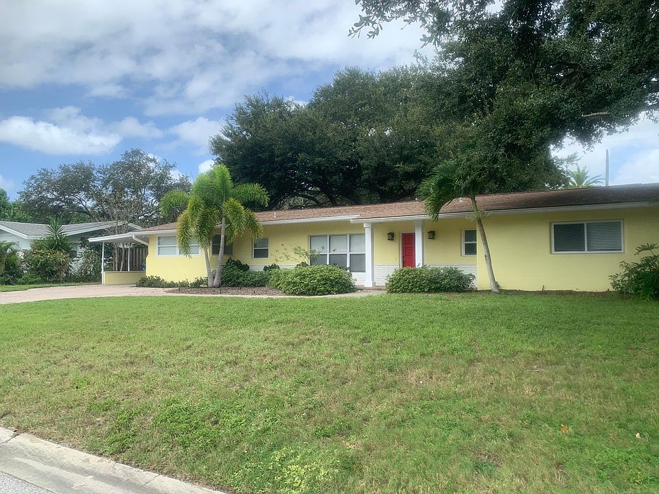 1st image of 2625 Valencia Dr