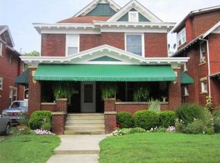 923 8th St, Huntington, WV 25701
