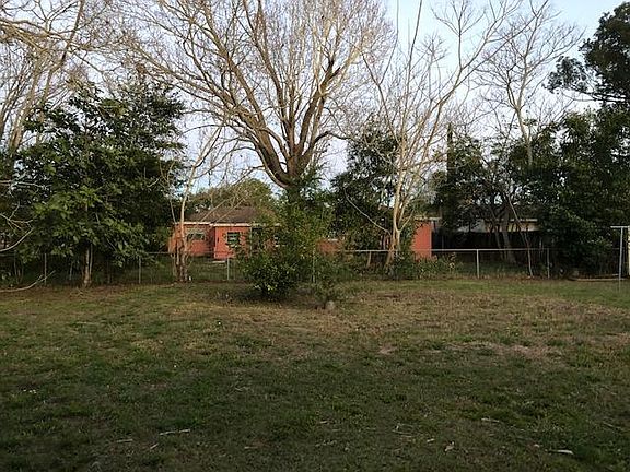 2nd image of 1839 Bramblewood Dr