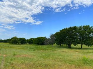3984 Lake Valley Rd, Alvord, TX 76270